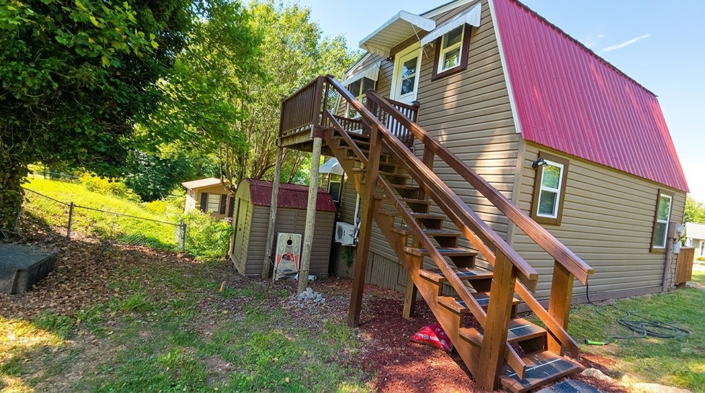1693 CHATUGE SHORES, HIAWASSEE GA 30546