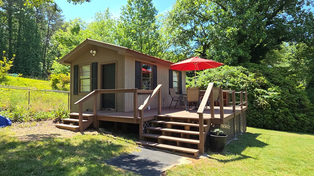 1693 CHATUGE SHORES, HIAWASSEE GA 30546