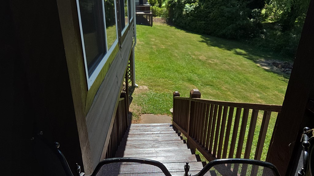 1693 CHATUGE SHORES, HIAWASSEE GA 30546