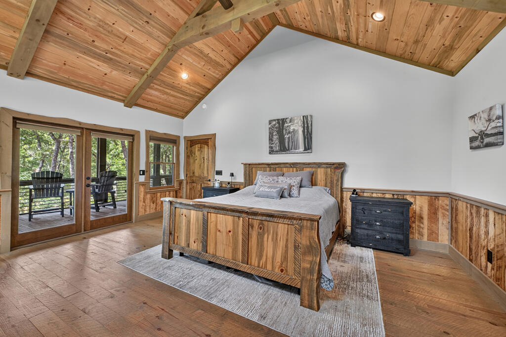 274 HOT HOUSE DRIVE, MINERAL BLUFF GA 30559