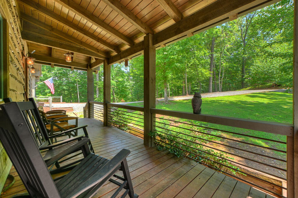 274 HOT HOUSE DRIVE, MINERAL BLUFF GA 30559