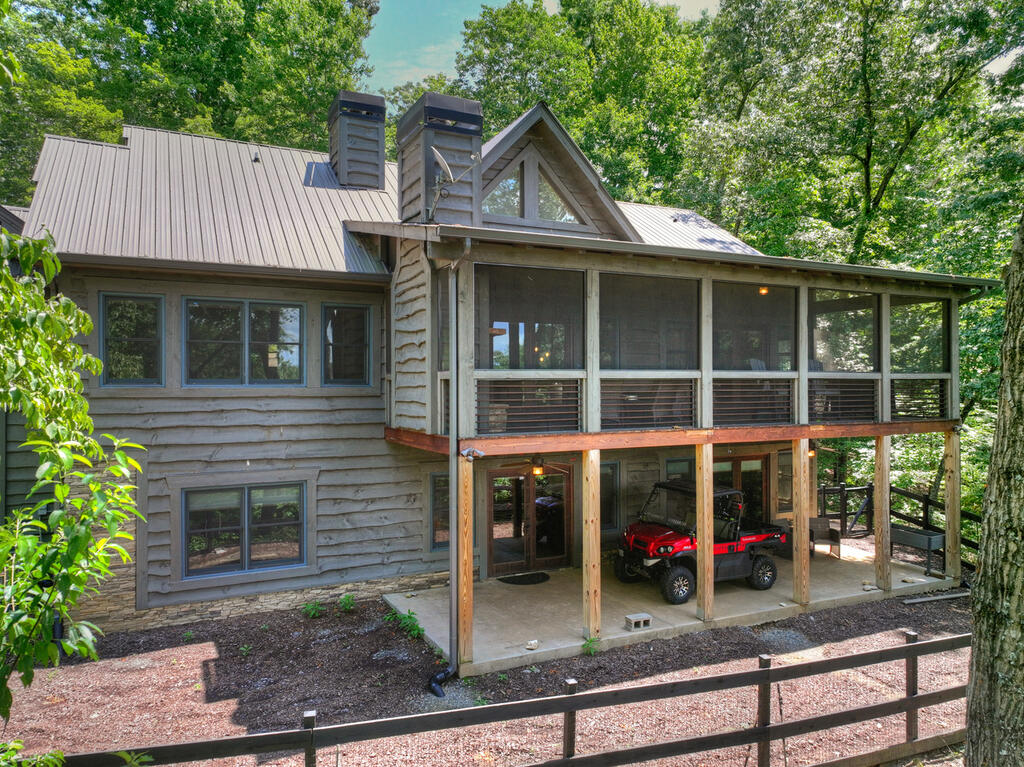 274 HOT HOUSE DRIVE, MINERAL BLUFF GA 30559