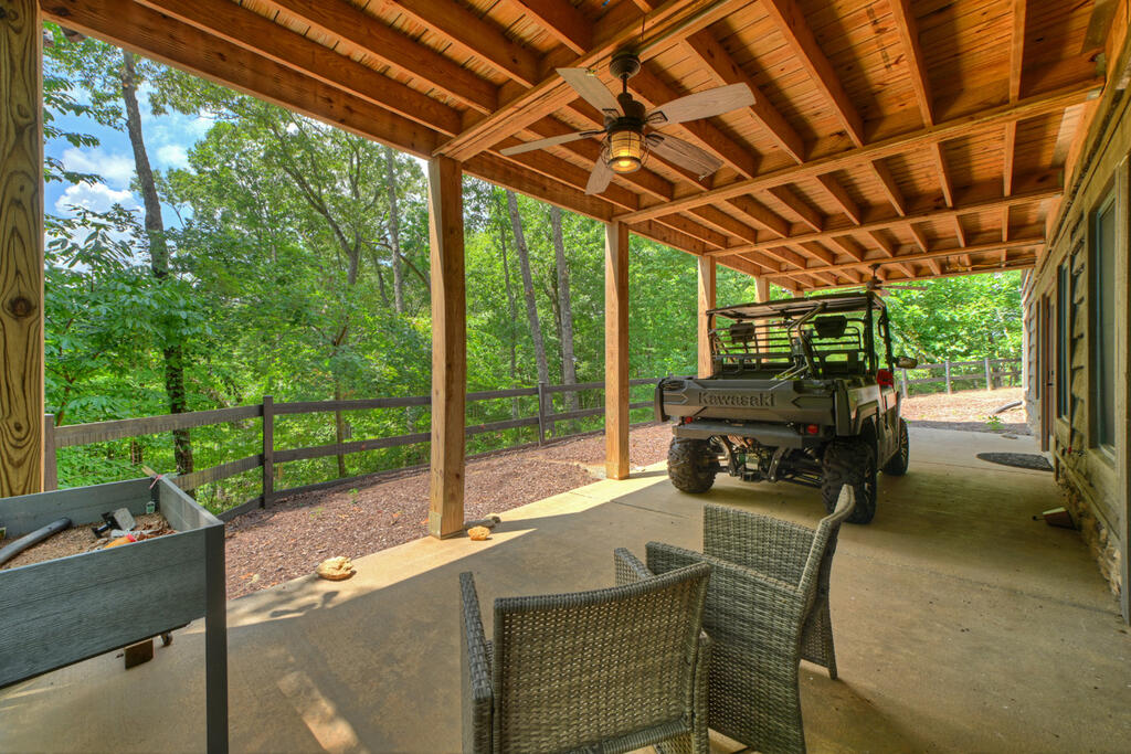 274 HOT HOUSE DRIVE, MINERAL BLUFF GA 30559