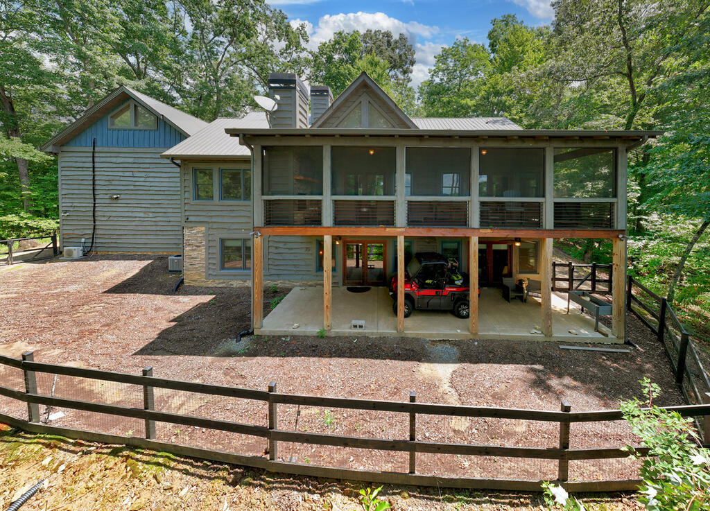 274 HOT HOUSE DRIVE, MINERAL BLUFF GA 30559