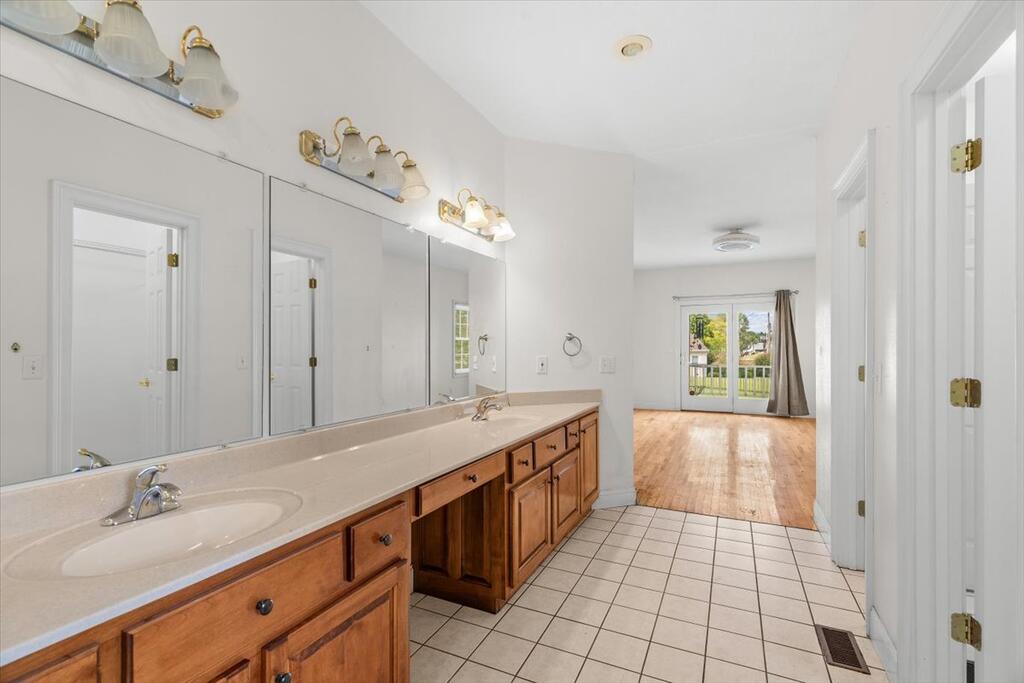 324 SIMS CIRCLE, HIAWASSEE GA 30546