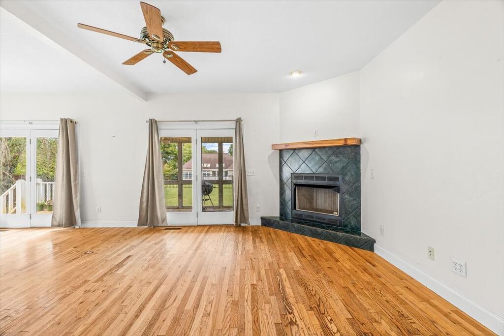 324 SIMS CIRCLE, HIAWASSEE GA 30546