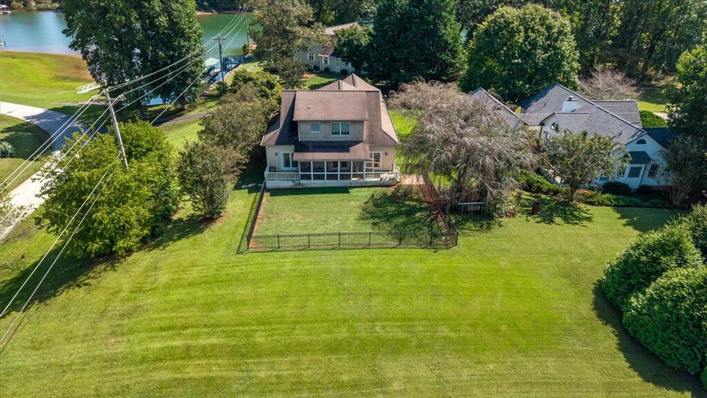 324 SIMS CIRCLE, HIAWASSEE GA 30546