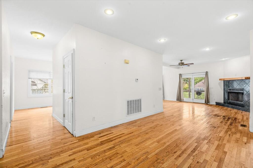 324 SIMS CIRCLE, HIAWASSEE GA 30546