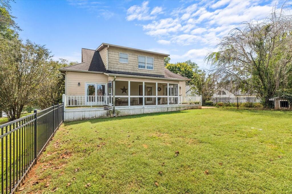 324 SIMS CIRCLE, HIAWASSEE GA 30546