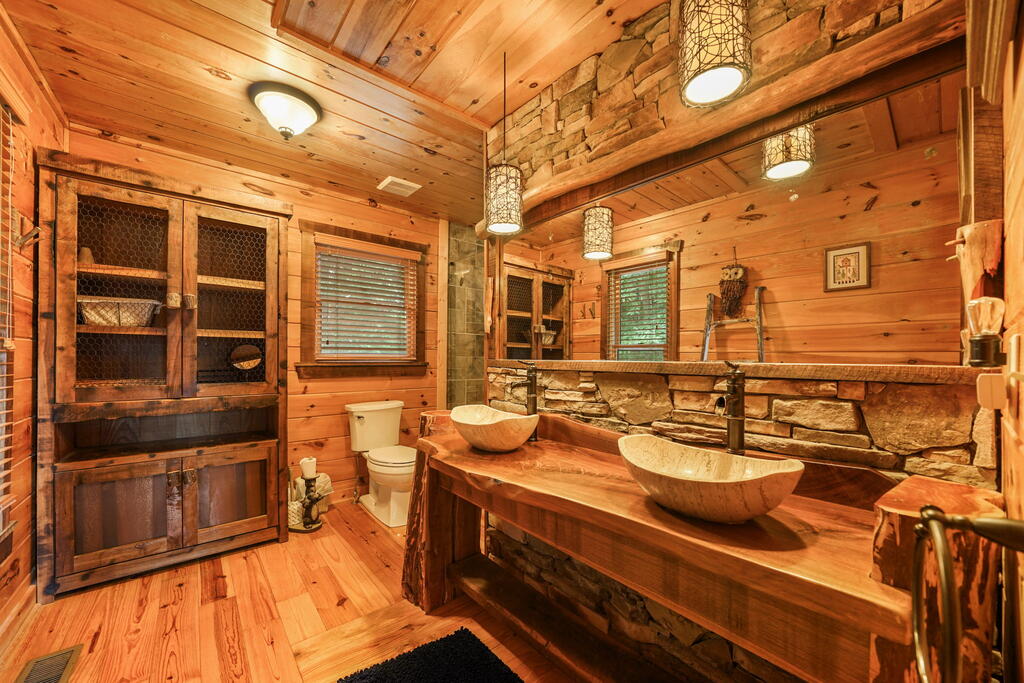 551 AMY CREEK CIRCLE, ELLIJAY GA 30540