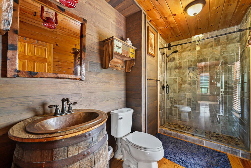 551 AMY CREEK CIRCLE, ELLIJAY GA 30540