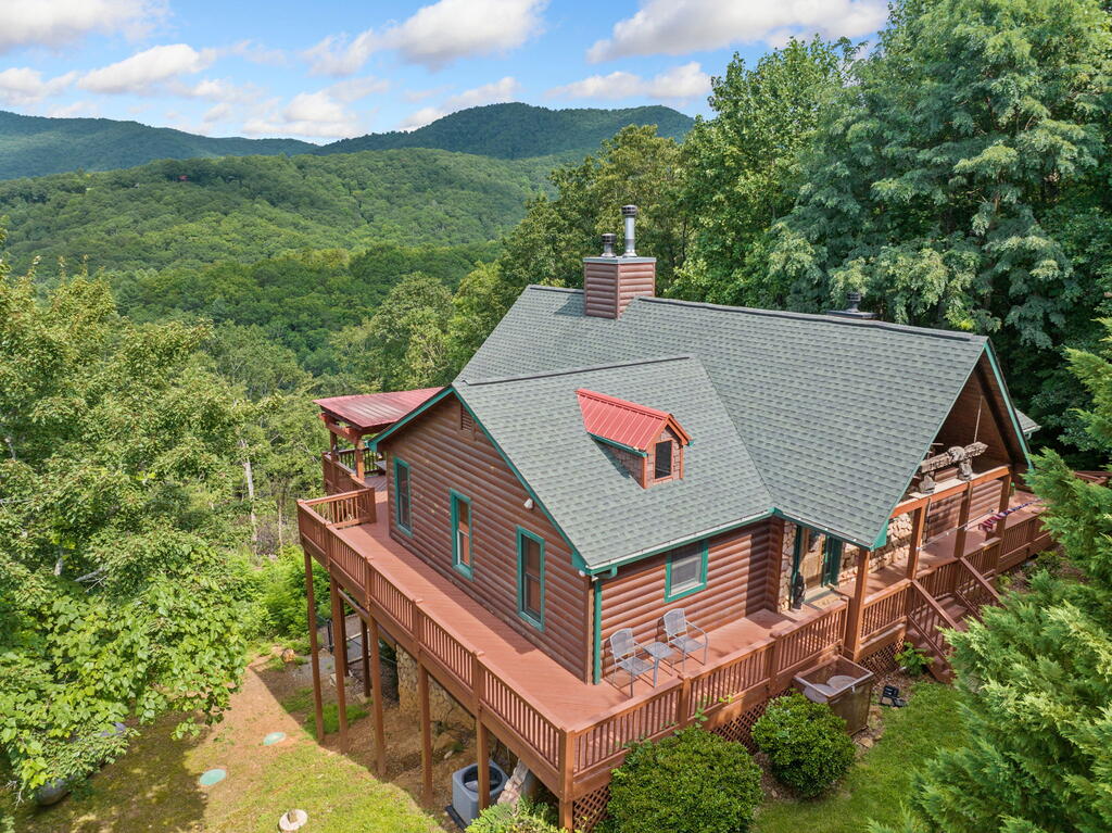 551 AMY CREEK CIRCLE, ELLIJAY GA 30540