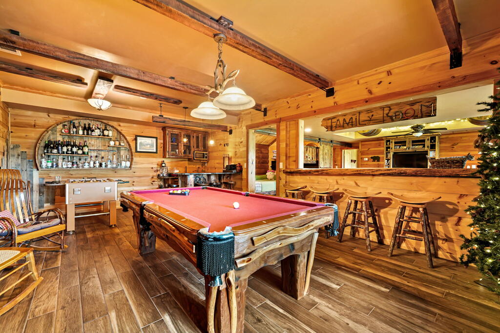 551 AMY CREEK CIRCLE, ELLIJAY GA 30540