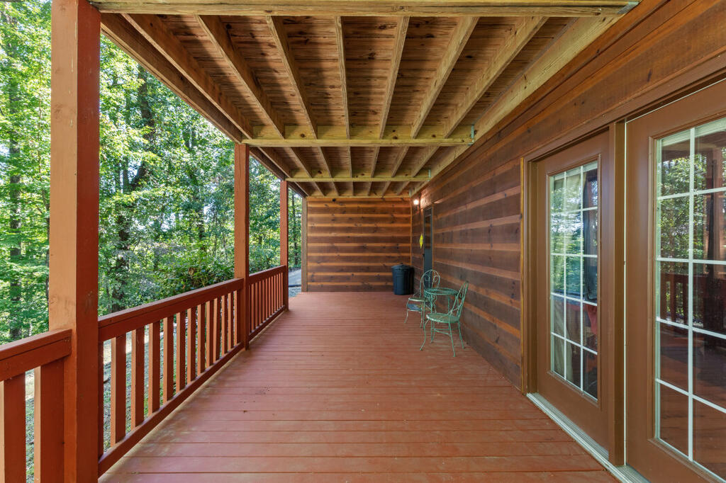 327 EAGLES NEST LANE, BLUE RIDGE GA 30513