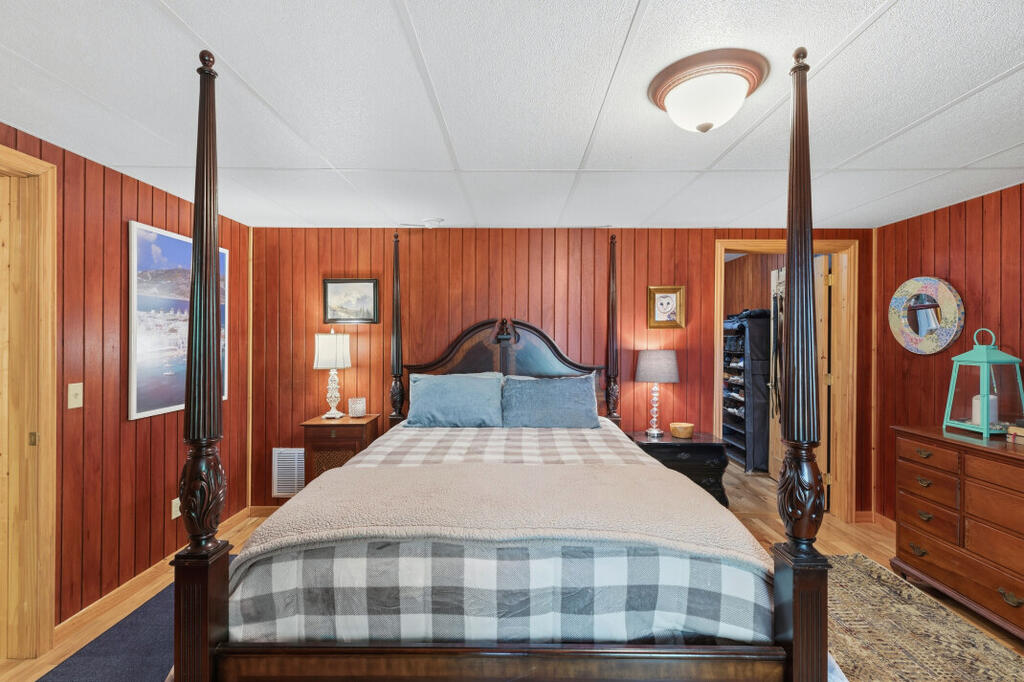327 EAGLES NEST LANE, BLUE RIDGE GA 30513