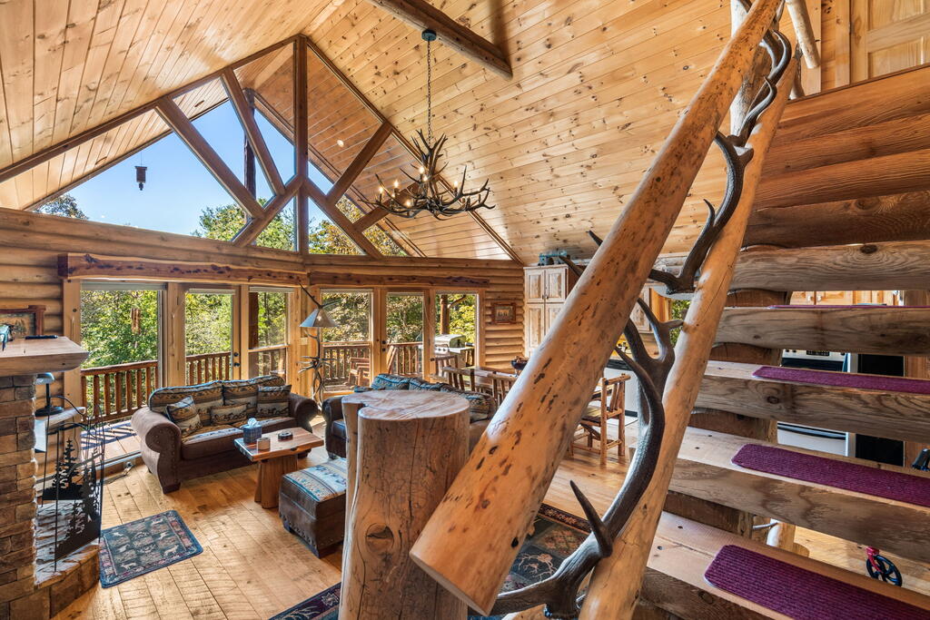 278 ARAPAHO WALK, MINERAL BLUFF GA 30559