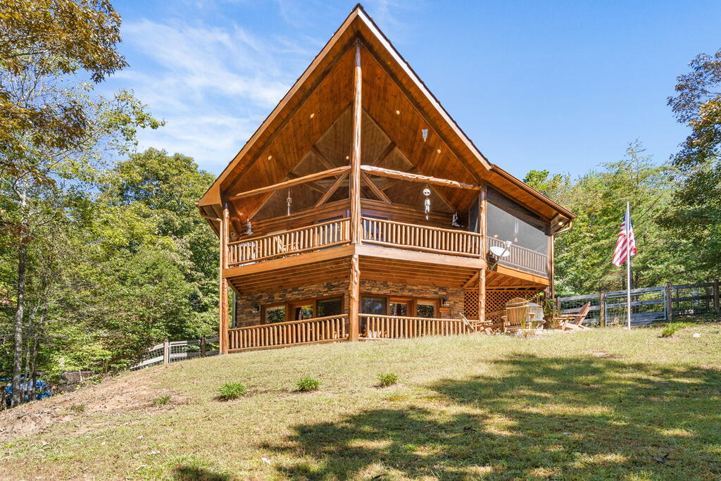 278 ARAPAHO WALK, MINERAL BLUFF GA 30559