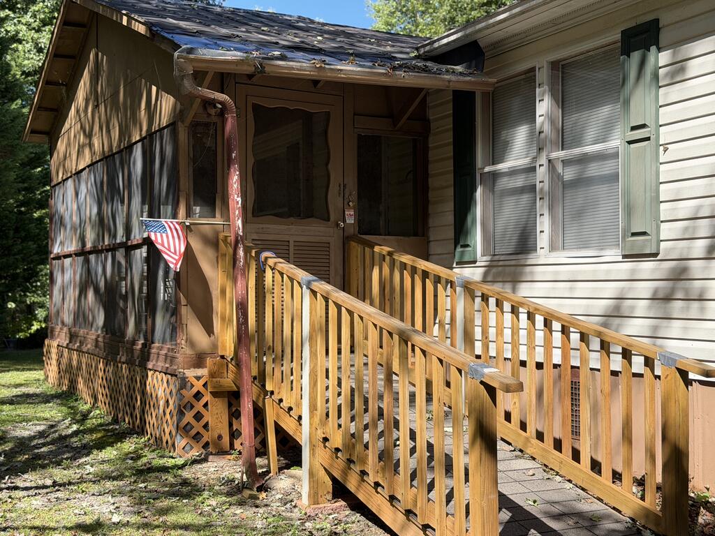 1284 BUD WALT ROAD, HIAWASSEE GA 30546