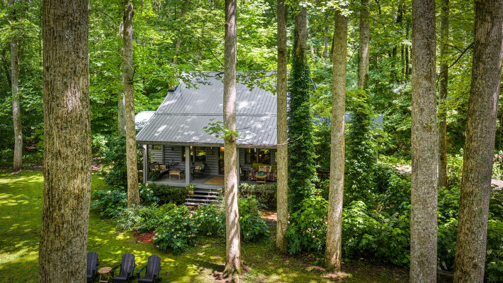 2977 HWY 2, BLUE RIDGE GA 30513