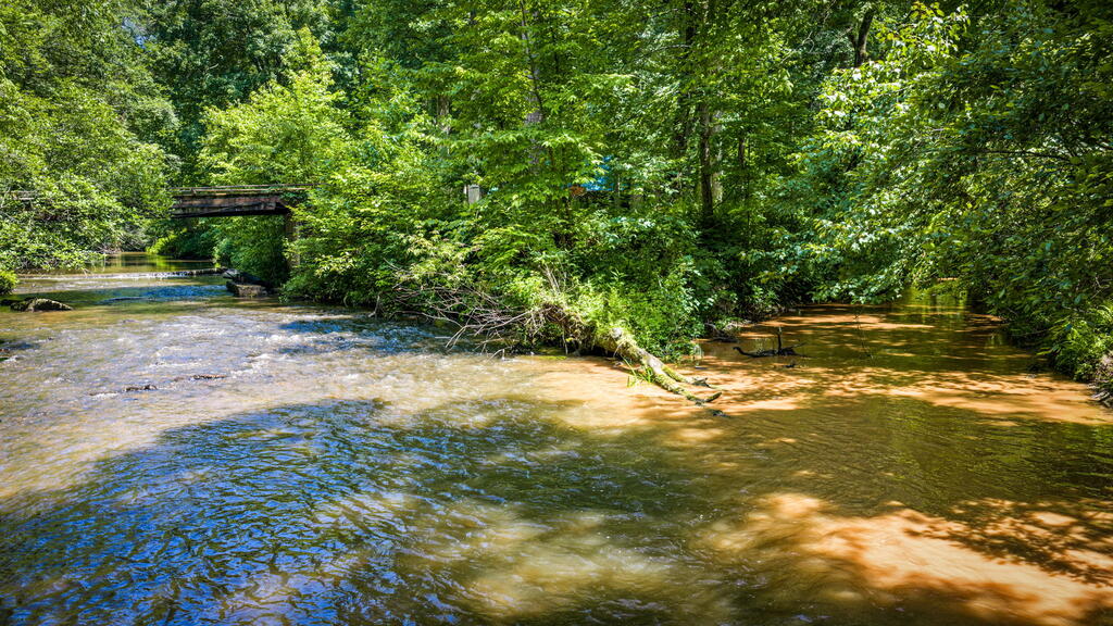 2977 HWY 2, BLUE RIDGE GA 30513
