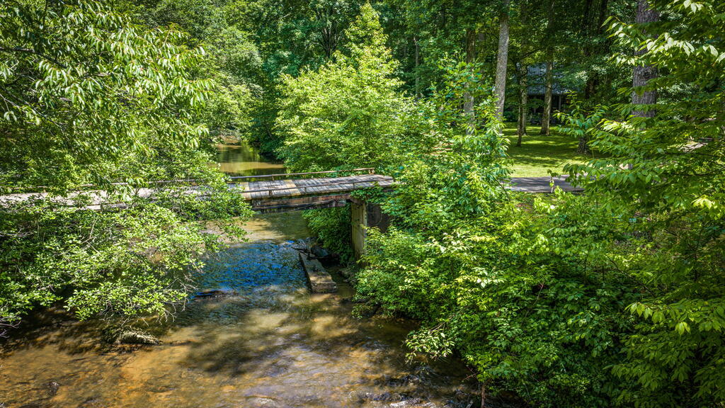 2977 HWY 2, BLUE RIDGE GA 30513