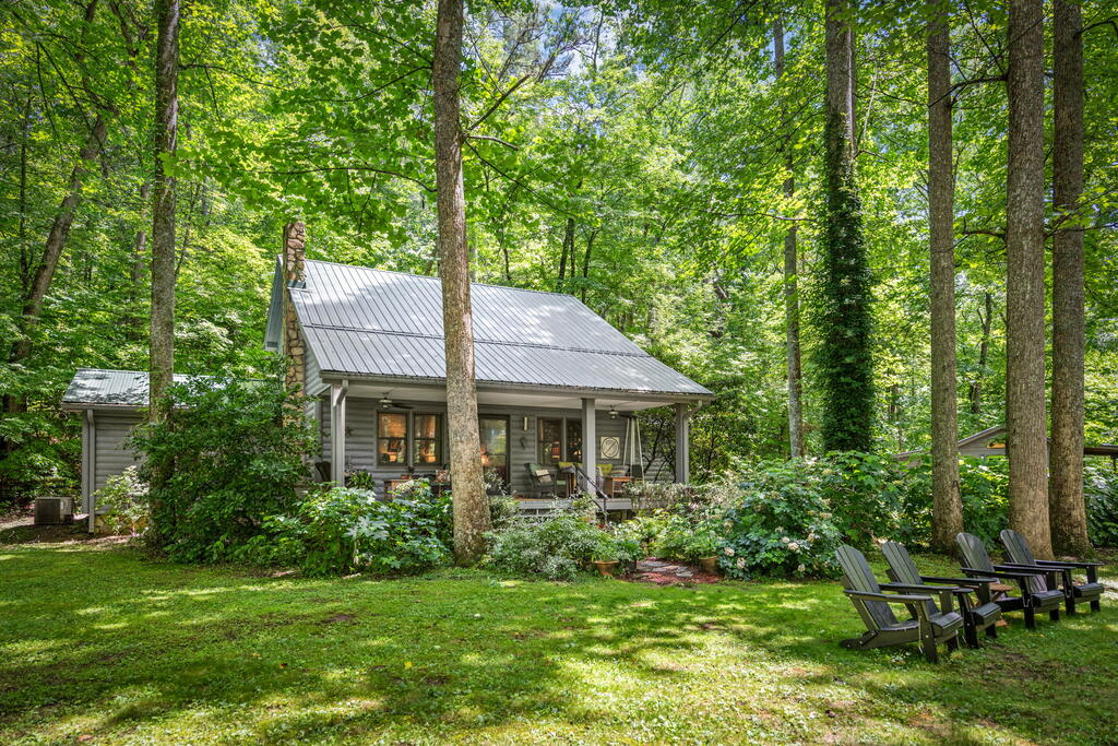 2977 HWY 2, BLUE RIDGE GA 30513
