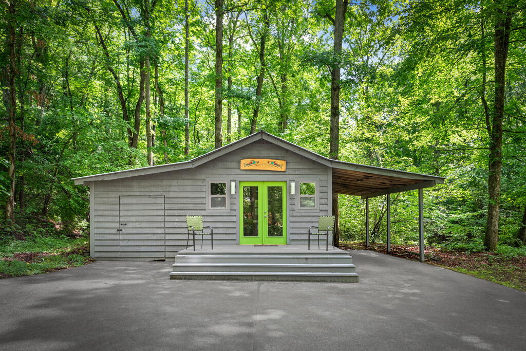 2977 HWY 2, BLUE RIDGE GA 30513