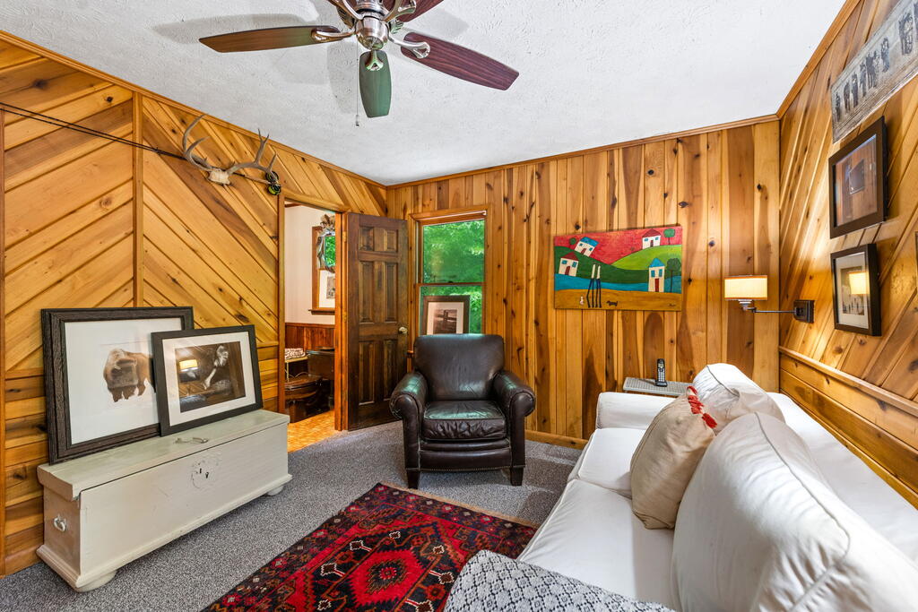2977 HWY 2, BLUE RIDGE GA 30513