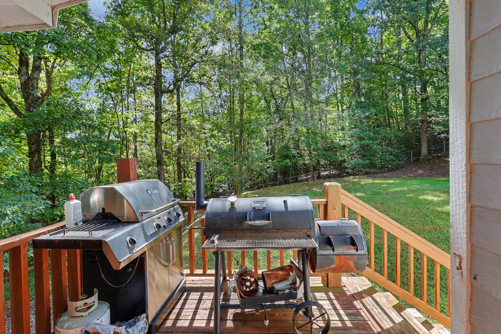 6961 WOODLAKE CIRCLE, YOUNG HARRIS GA 30582