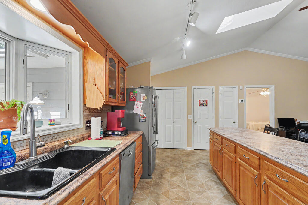 6961 WOODLAKE CIRCLE, YOUNG HARRIS GA 30582