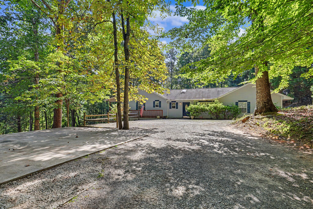6961 WOODLAKE CIRCLE, YOUNG HARRIS GA 30582