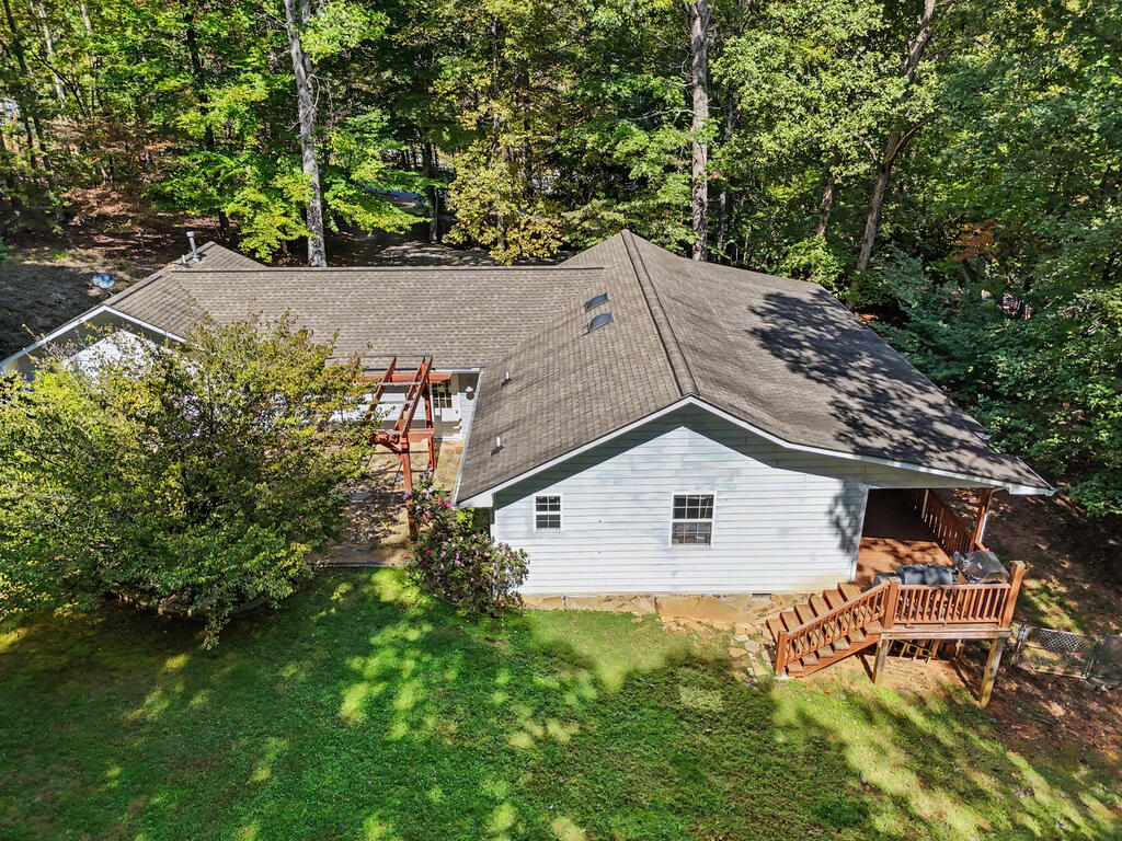 6961 WOODLAKE CIRCLE, YOUNG HARRIS GA 30582