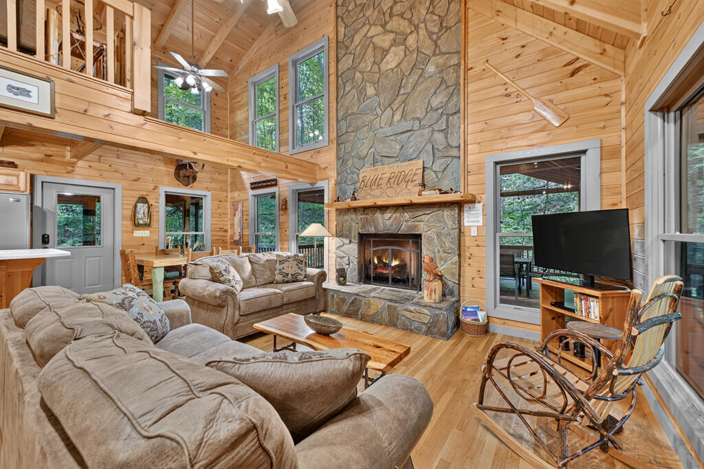 381 ICY LANE, BLUE RIDGE GA 30513