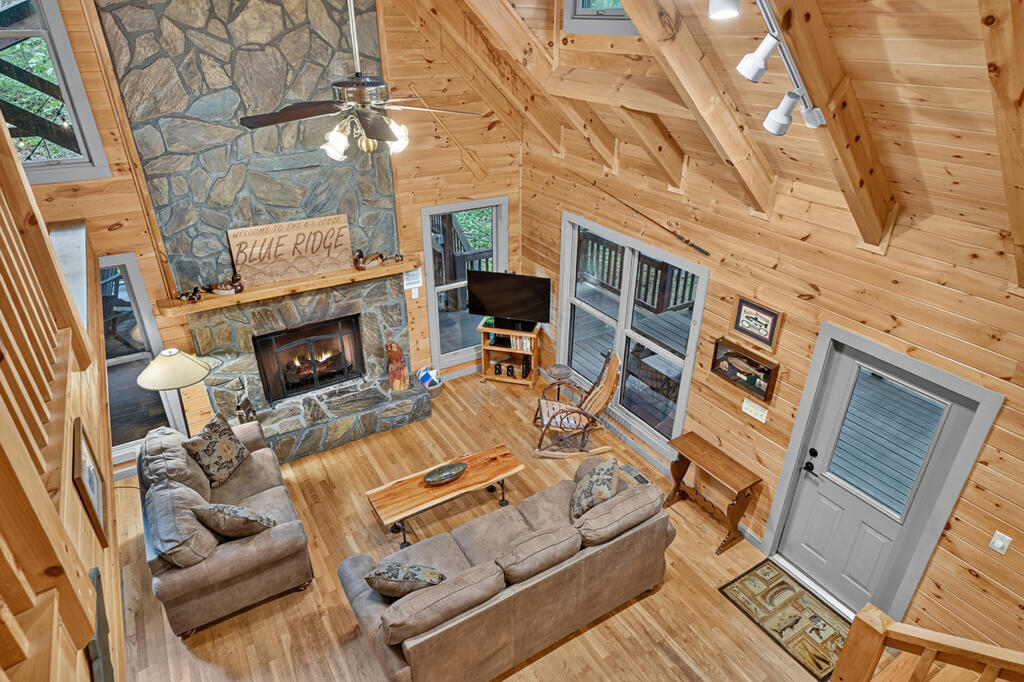 381 ICY LANE, BLUE RIDGE GA 30513