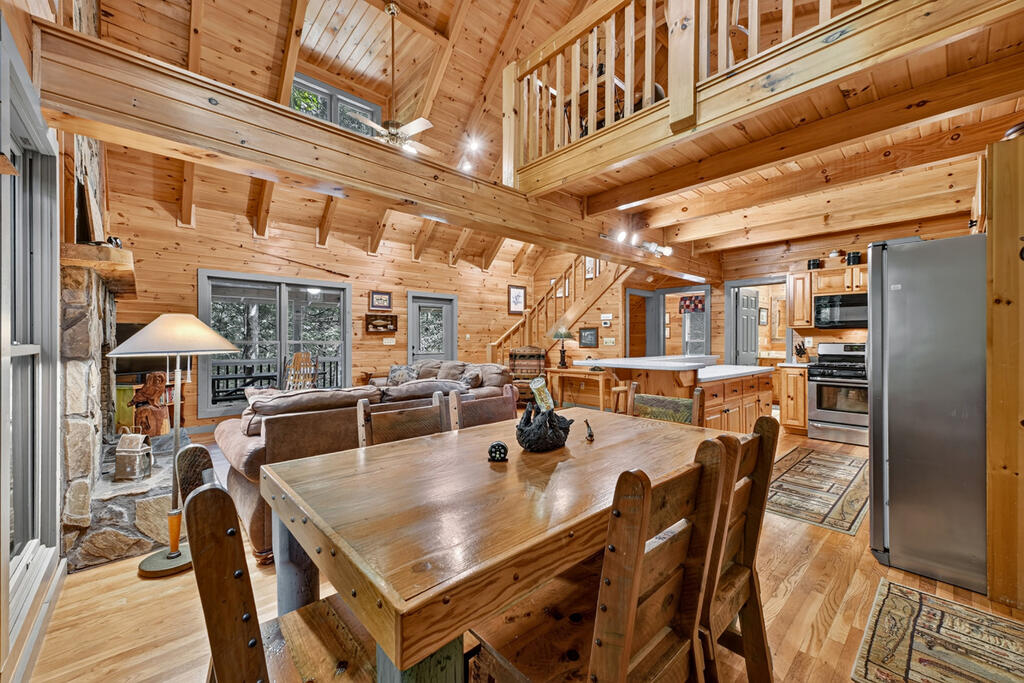 381 ICY LANE, BLUE RIDGE GA 30513