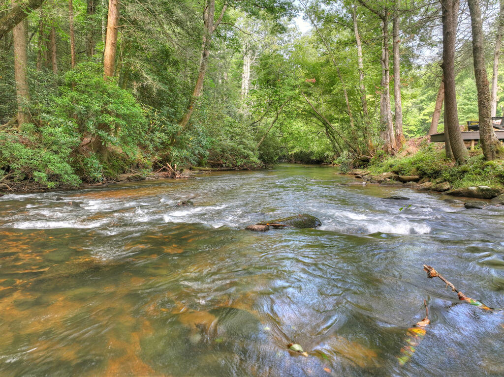 381 ICY LANE, BLUE RIDGE GA 30513