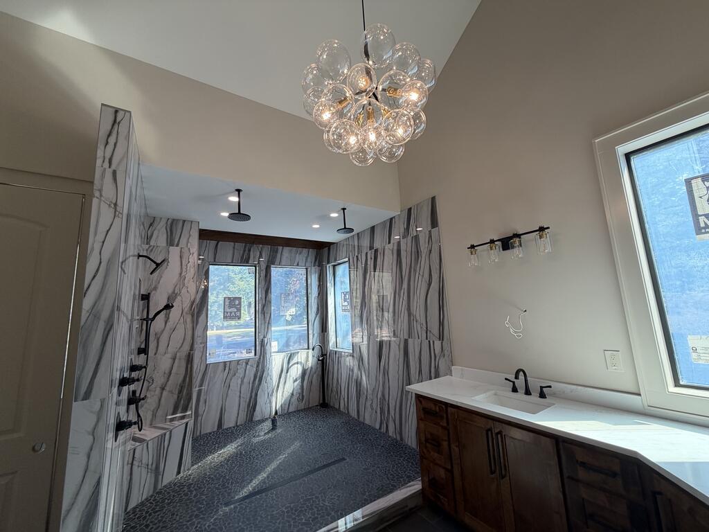 256 FAIRVIEW DRIVE, BLUE RIDGE GA 30513
