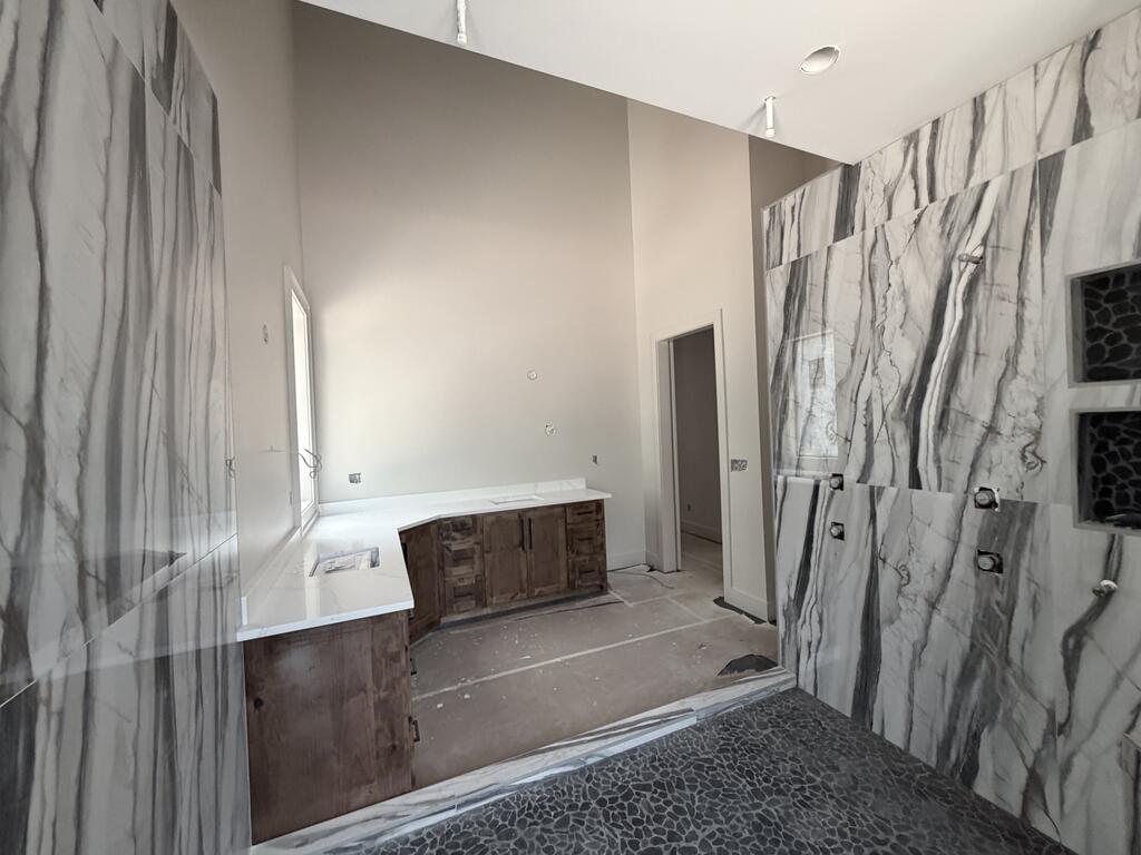 256 FAIRVIEW DRIVE, BLUE RIDGE GA 30513