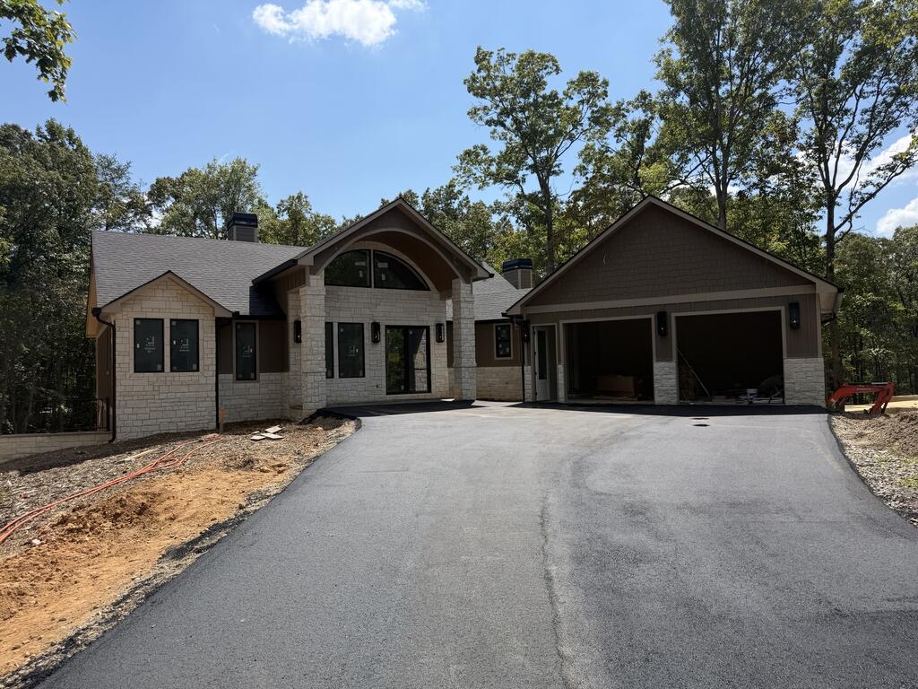 256 FAIRVIEW DRIVE, BLUE RIDGE GA 30513