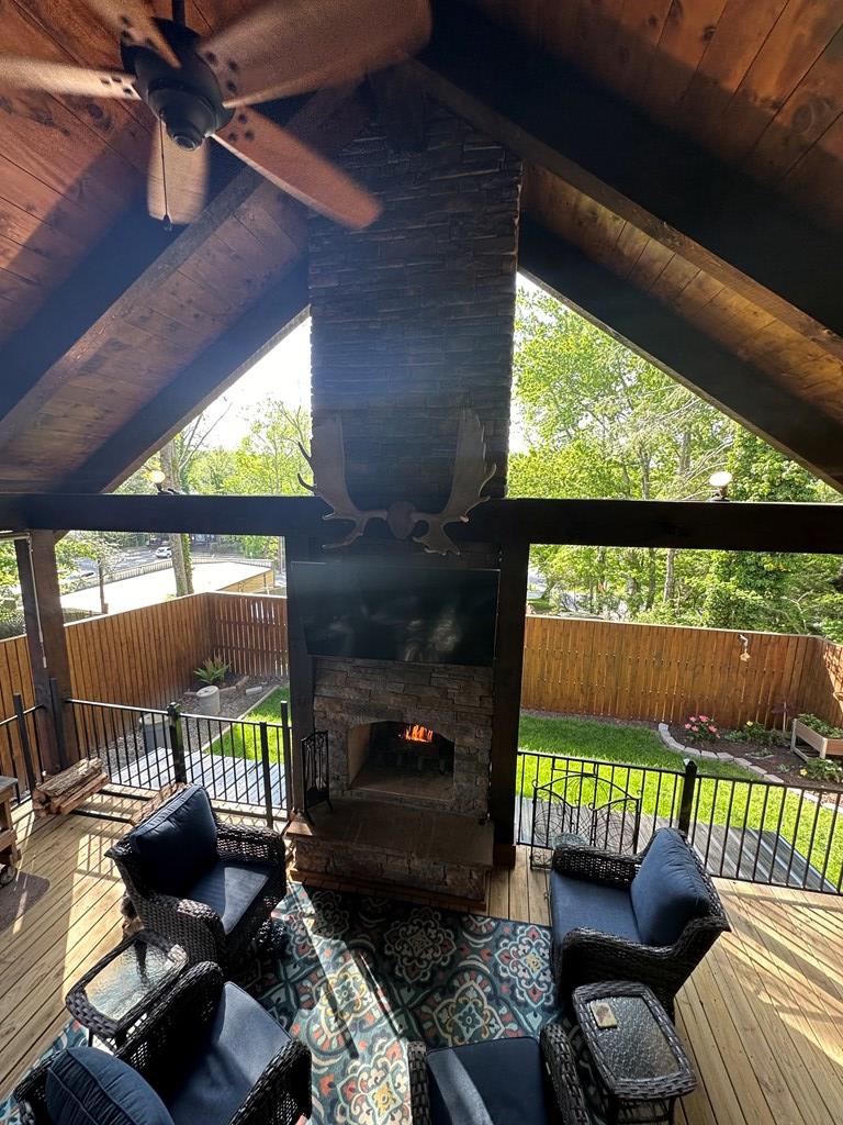 610 E SECOND STREET, BLUE RIDGE GA 30513