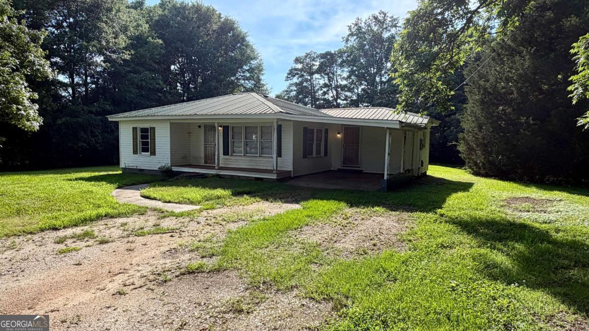 Homes for sale in Bowdon, GA | 1477 S Hwy 100, Bowdon, GA 30108 | MLS# 10777408