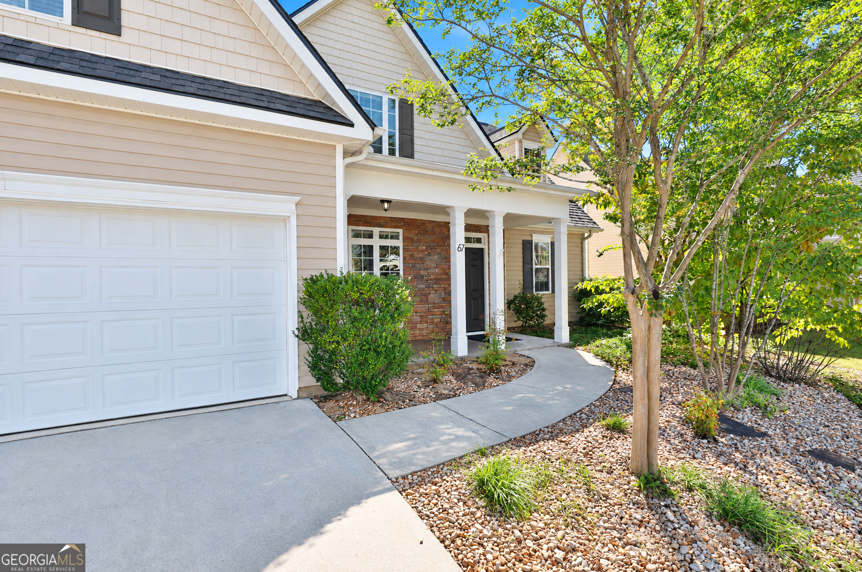 Photo 3 of Single family home for sale at 67 Village Park Dr, Newnan, GA 30265 | MLS# 10869433 | Listing updated on 2026-10-08