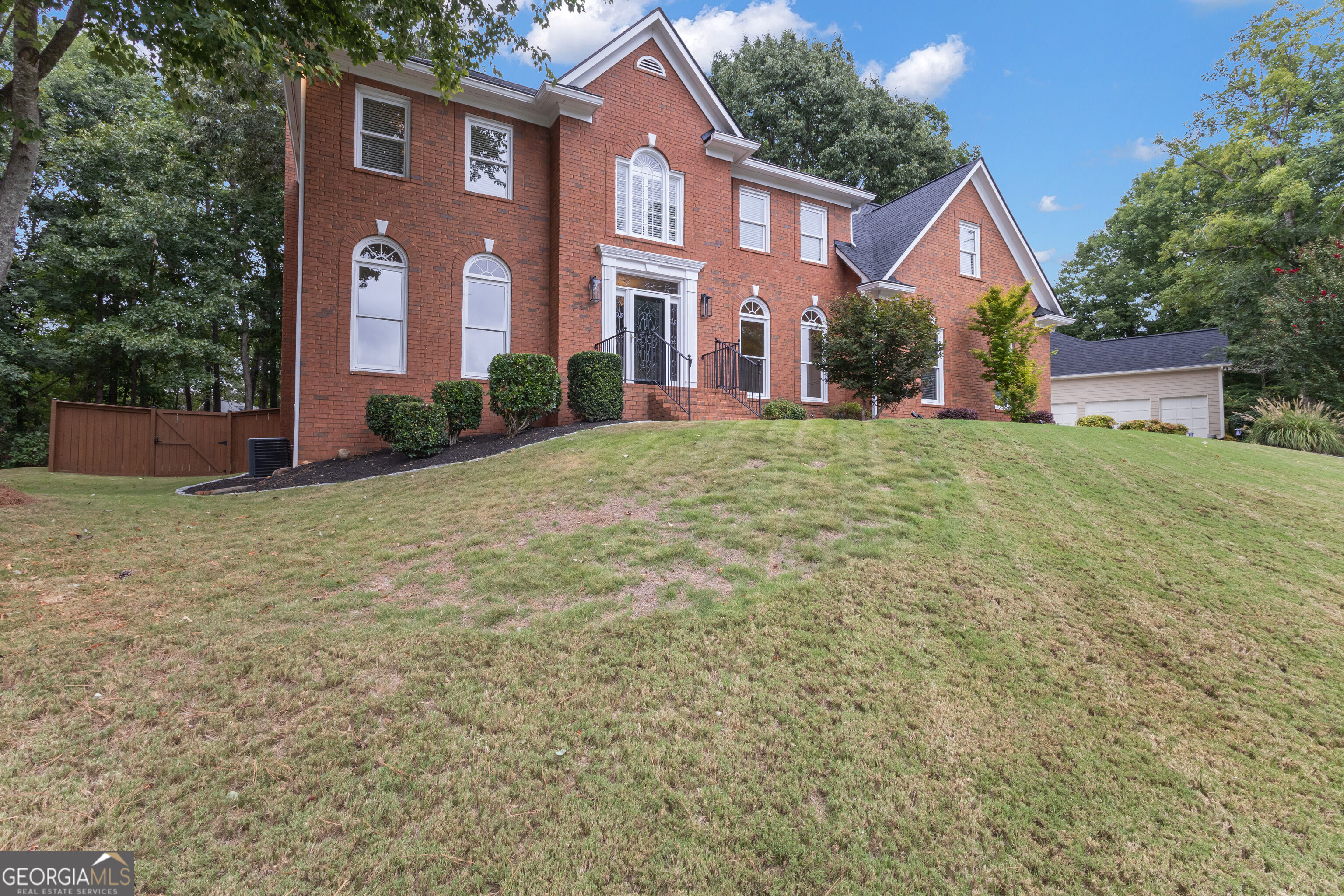 Photo 2 of Sale Pending at 111 Lexington Pass, Peachtree City, GA 30269 | MLS# 10853777 | Listing updated on 2026-10-03