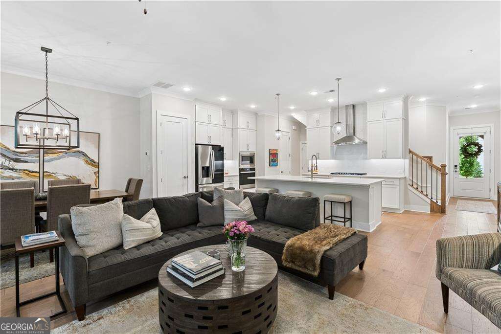 Photo 4 of Townhouse for sale at 1090 Harper Dr, Roswell, GA 30076 | MLS# 10869582 | Listing updated on 2026-10-08