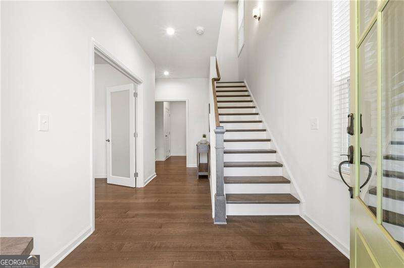 Photo 3 of Townhouse for sale at 6710 Whitman Walk, Alpharetta, GA 30005 | MLS# 10869364 | Listing updated on 2026-10-08