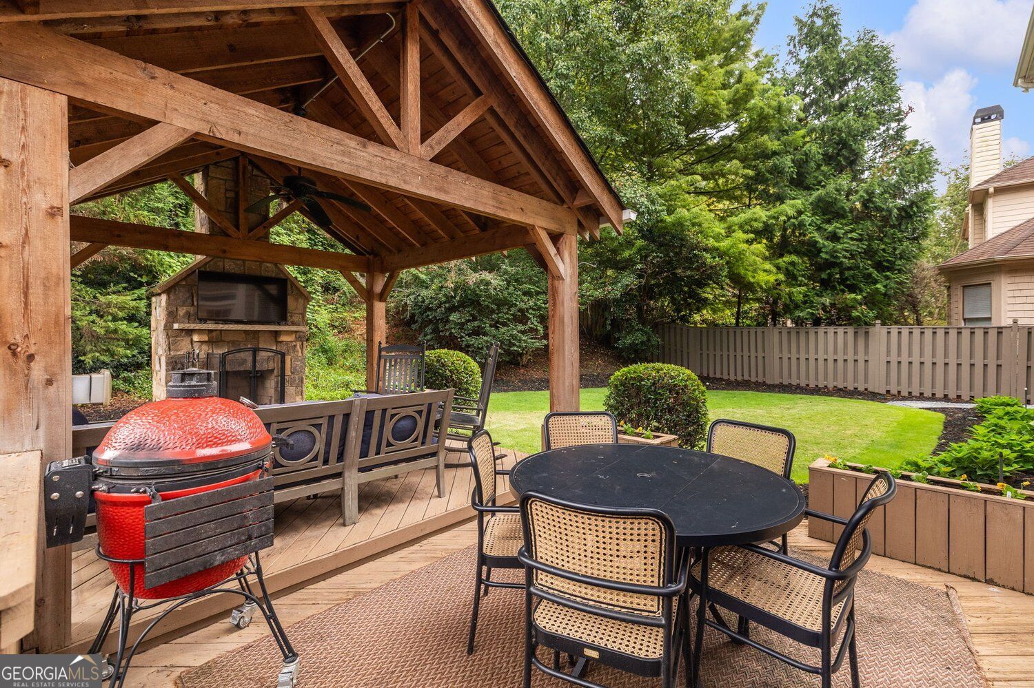 Photo 3 of Single family home for sale at 3211 Windsor Lake Dr Ne, Brookhaven, GA 30319 | MLS# 10868101 | Listing updated on 2026-10-06