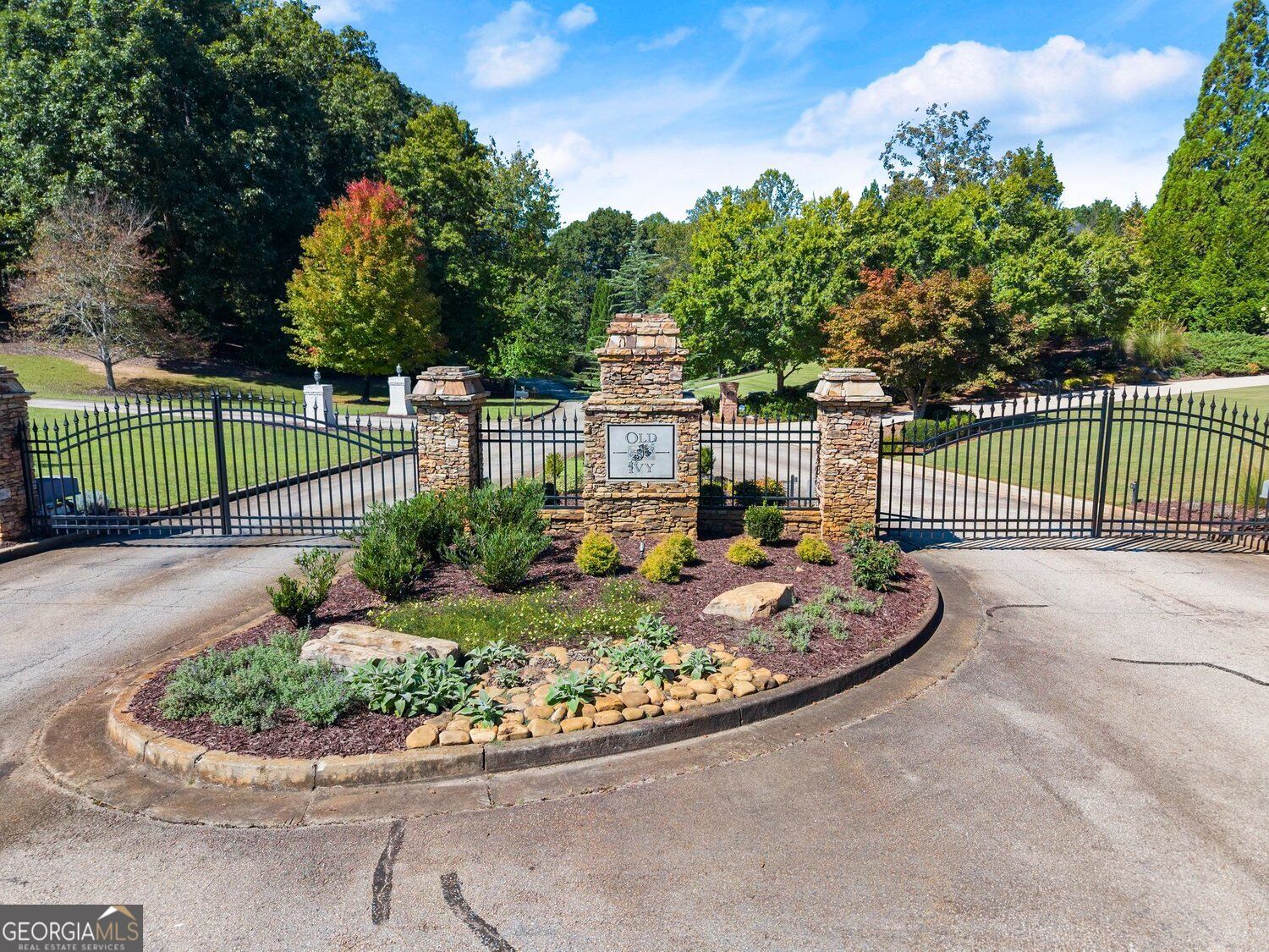 Photo 1 of Land for sale at 4070 Summerhill Dr, Gainesville, GA 30506 | MLS# 10869703 | Listing updated on 2026-10-08