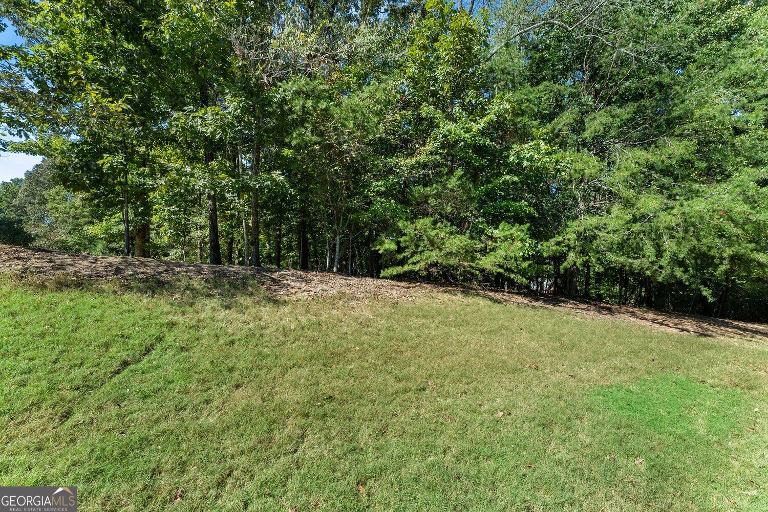 Photo 4 of Land for sale at 4070 Summerhill Dr, Gainesville, GA 30506 | MLS# 10869703 | Listing updated on 2026-10-08