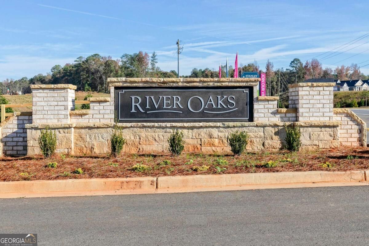 Photo 2 of Single family home for sale at 759 Ocmulgee Xing, Locust Grove, GA 30248 | MLS# 10857101 | Listing updated on 2026-10-01