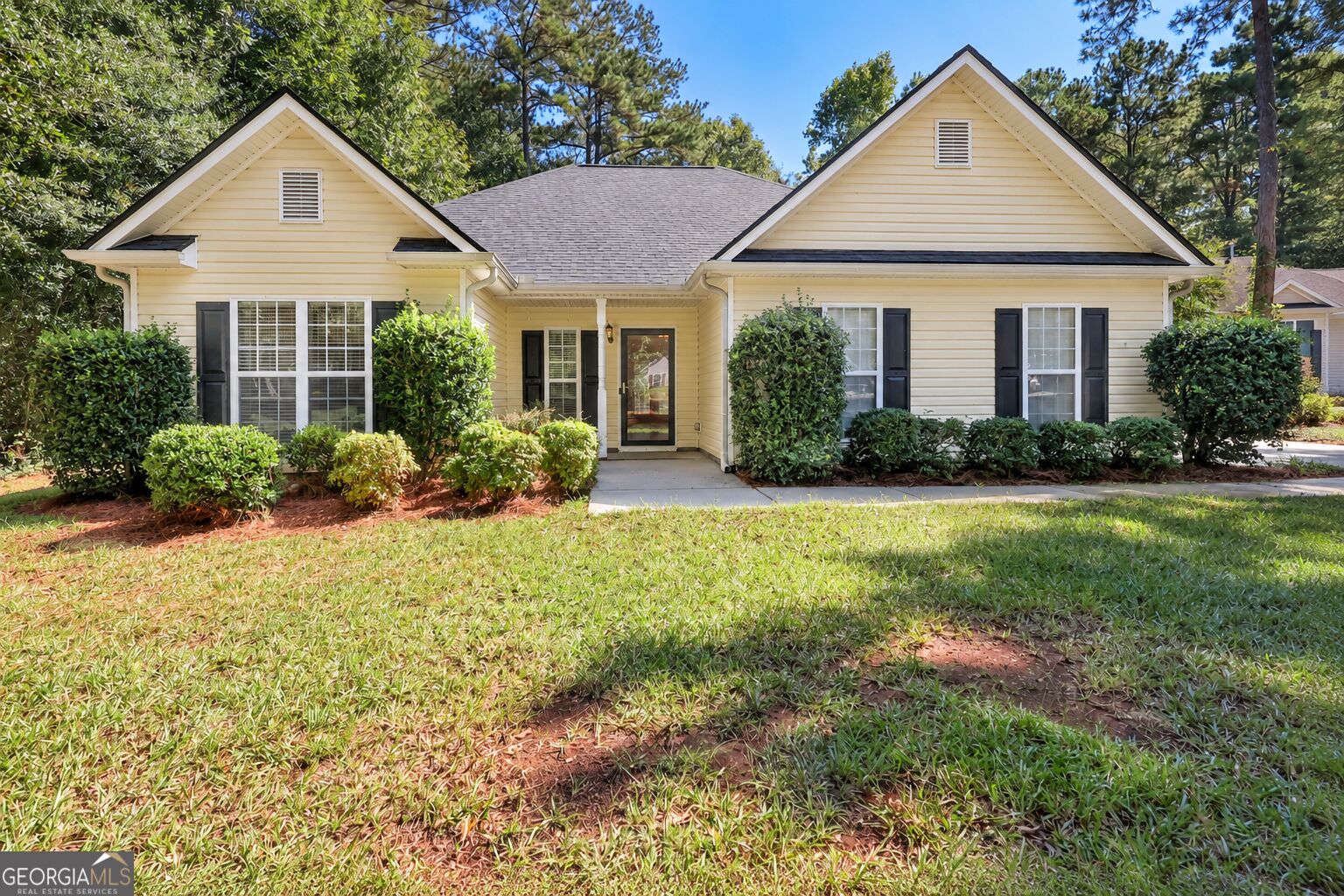 Photo 1 of Single family home for sale at 527 Judith Ct, Mcdonough, GA 30252 | MLS# 10868749 | Listing updated on 2026-10-07